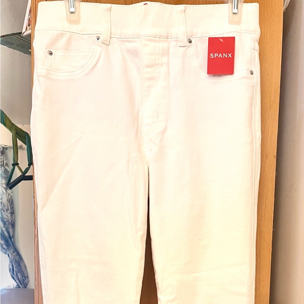 SPANX NWT Women’s White Stretch Skinny jeans